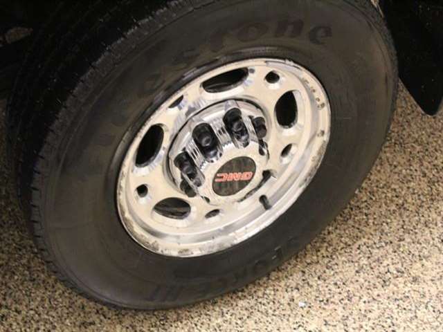 GMC Sierra 2500HD 2010 photo 21